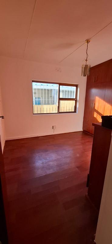 To Let 3 Bedroom Property for Rent in Goodwood Central Western Cape